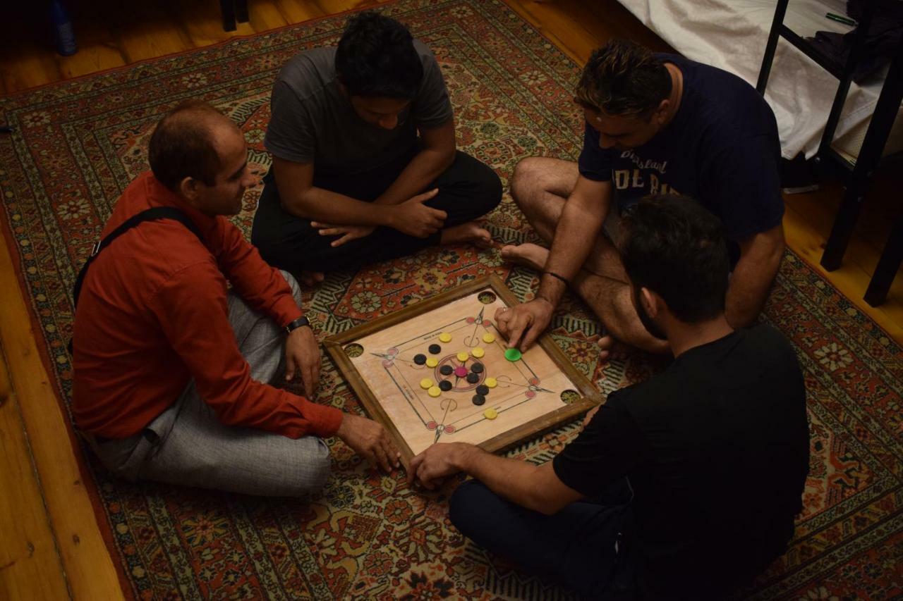 Shaan E Punjab Hostel Baku Eksteriør billede